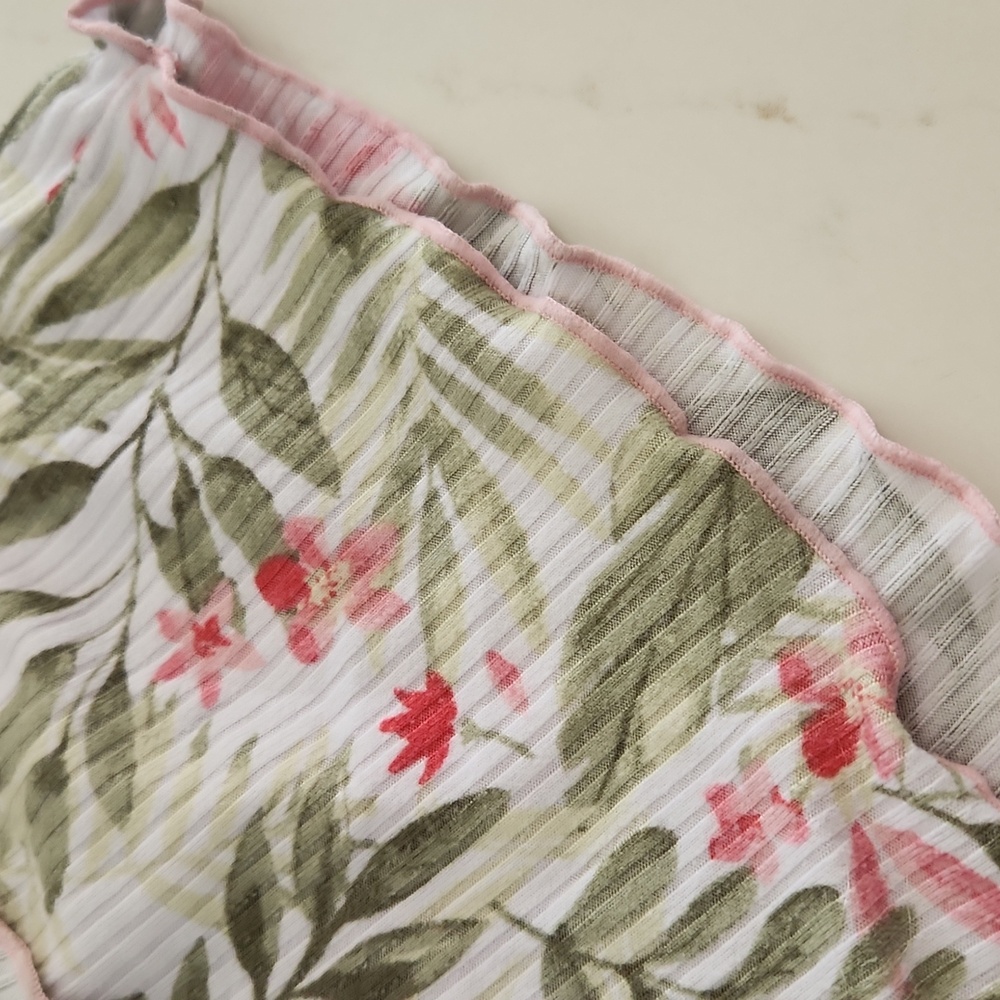 Laura Ashley - Picture 2 of 5